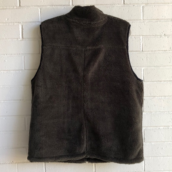 True Grit Pebble Pile Double Up Vest - Picture 3 of 6